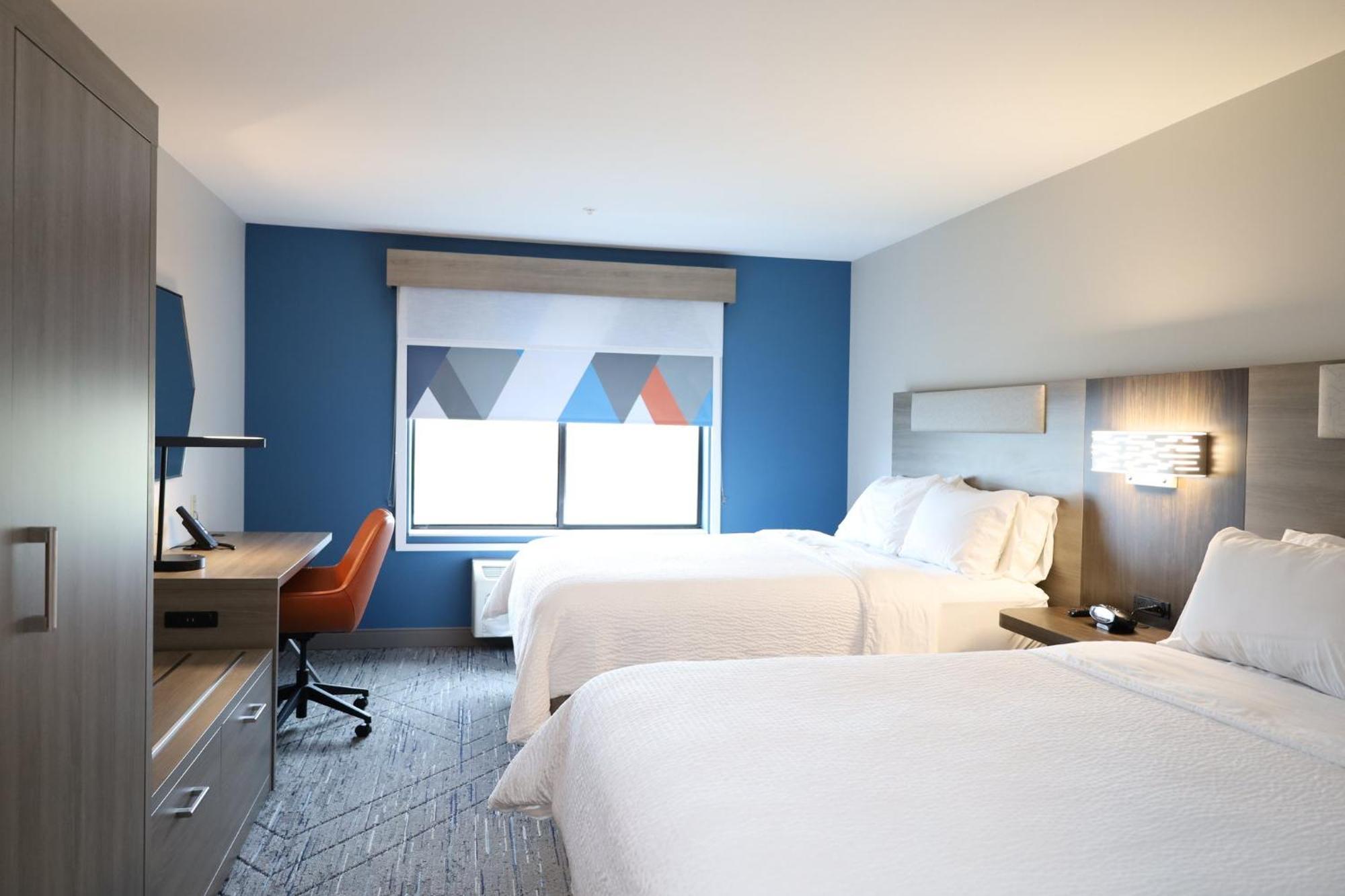 Holiday Inn Express Hotel & Suites Vancouver Mall-Portland Area By Ihg Exterior photo