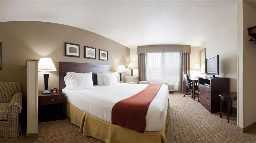 Holiday Inn Express Hotel & Suites Vancouver Mall-Portland Area By Ihg Exterior photo